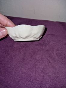 Belleek shell trinket bowl 6th mark