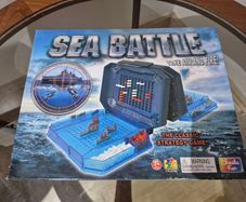 Sea Battle Classic Naval Strategy Board Game 100% Complete & Mint