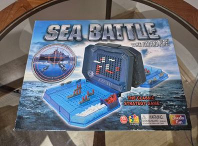 Sea Battle Classic Naval Strategy Board Game 100% Complete & Mint
