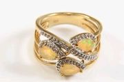 Amazing teardrop Opal ring gold plated on sterling silver