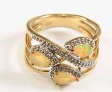 Amazing teardrop Opal ring gold plated on sterling silver