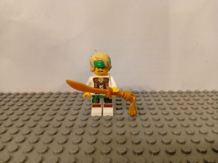 Lego Ninjago minifigures