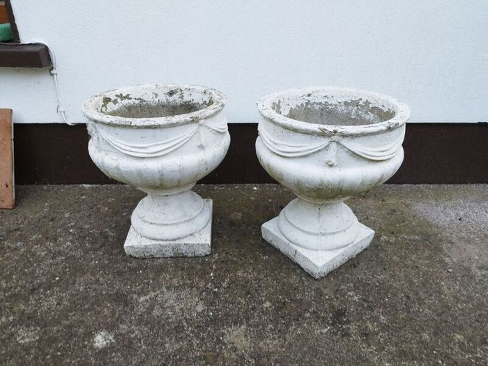 2 Concrete Flower Pots