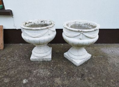 2 Concrete Flower Pots