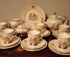 Stunning Vintage Lustre Pearlescent  Tea / Coffee Set. Made In Poland,Chodziez.