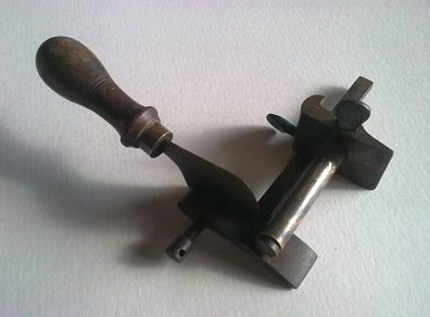 Old saddle makers plough gauge