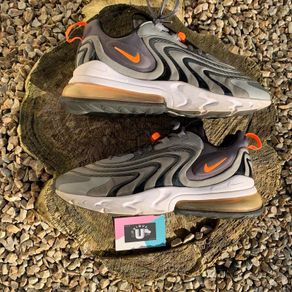 Premium Nike Air Max 270 React ENG Winter
