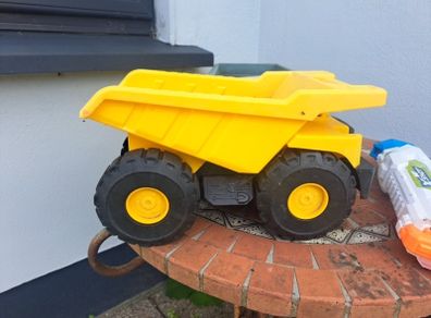 dumper truck