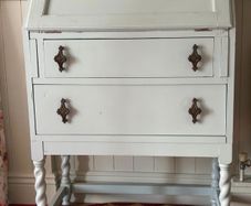 Bureau (writing desk)