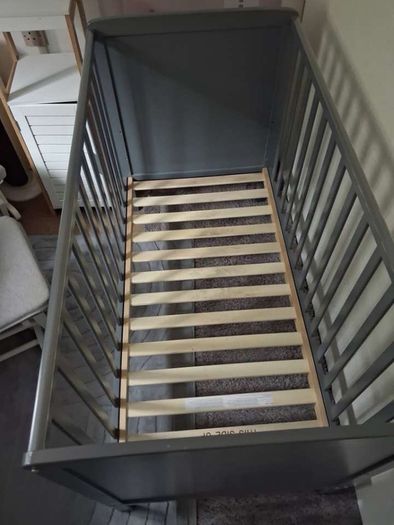 cot
