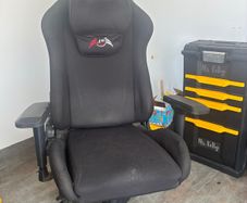 Gaming chair