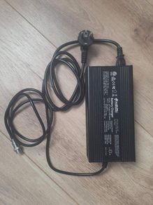 NAMI Battery Charger 67.2 V 5A  Quick Sale