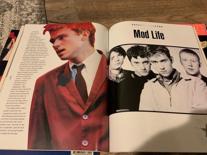 Blur Books 90s Vintage