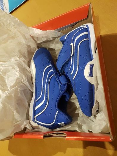 New schoes infant 24 C7