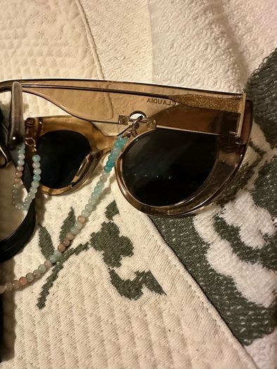 Sun glasses designer Mo mo