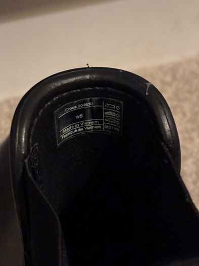 Brand New Crocs Women's Freesail Chelsea Boots UK 3