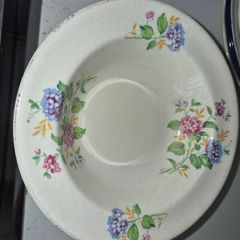 Arklow pottery bowl