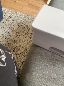 Wet wipe holder
