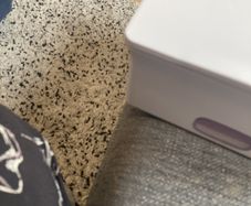 Wet wipe holder
