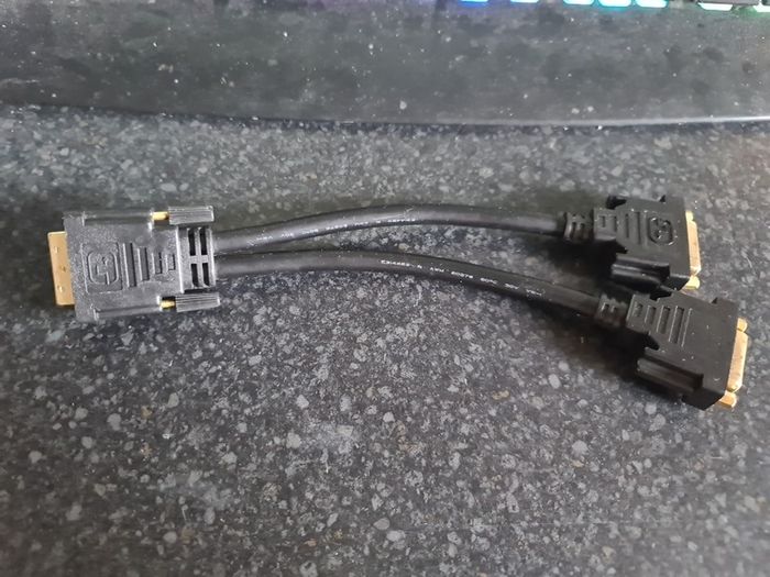 DVI splliter