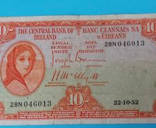 Irish 1952 Lavery ten shilling banknote in Fine  condition