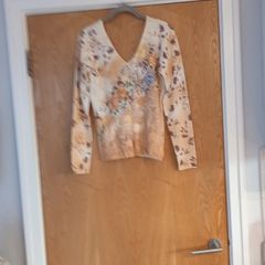 Faust  Flower Jumper.    S. M - 12.  New - No Tag.