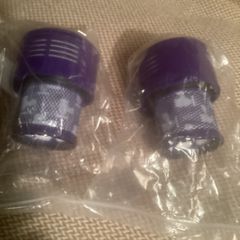 Dyson V 10.  Filter