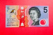 Australia  5. Dollars  2016 . Pick. 62a. Polymer Plast. Uncirculated