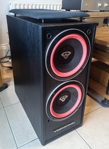 Cerwin Vega subwoofer ve-28s for stereo or home cinema system music and movies