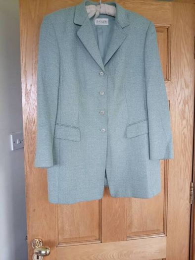Basler ladies jacket size 18 wool/silk