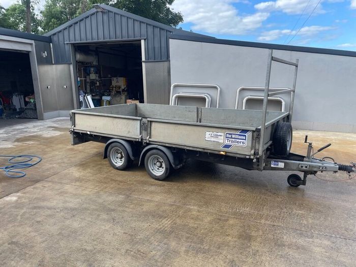 Trailer