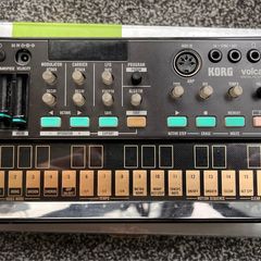 Korg Volca FM, 1st gen plus extras! Mint condition