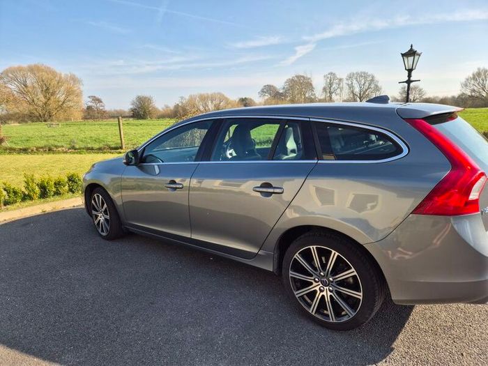 2017 Volvo V60 190BHP Adaptive Cruise Control