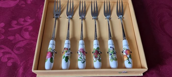 47 Piece Royal Imperial Bone China Tea Set With Mixed Fruit Garden Collection For 10 Person Setting