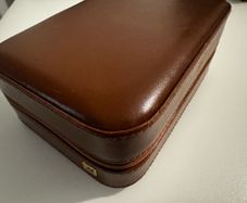 Leather travel watch case
