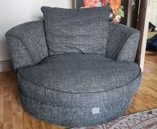 swivel chair