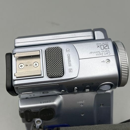 Sony DCR-PC9E Digital Handycam Camcorder - FAULTY