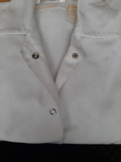 lab coat white