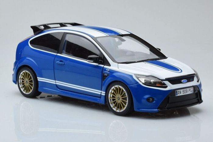 Ford Focus RS mk2 Le Mans Edition 2010 New in Box 1/18