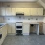 Kitchen Image 3
