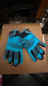 Sportech Gaelic gloves
