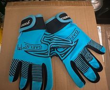 Sportech Gaelic gloves