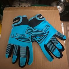 Sportech Gaelic gloves