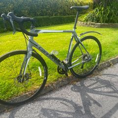 Cannondale road bike