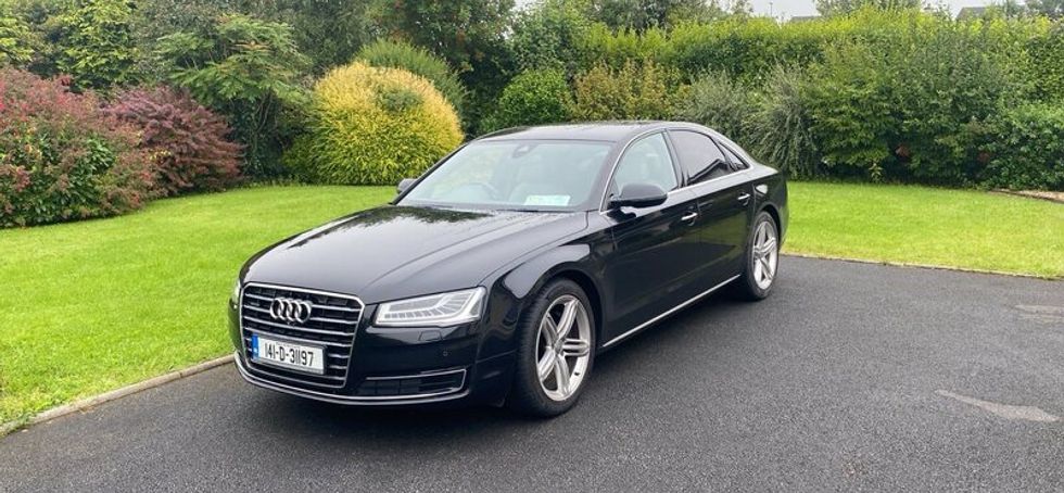Audi A8 3.0L TDI Sport Executive Quattro 258
