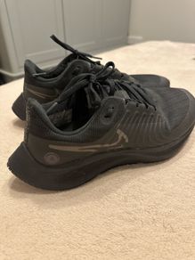 Nike Air Zoom Pegasus 38 Shield Black Running Trainers Size EU 39