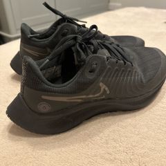 Nike Air Zoom Pegasus 38 Shield Black Running Trainers Size EU 39