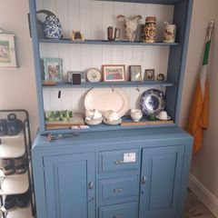 Irish dresser