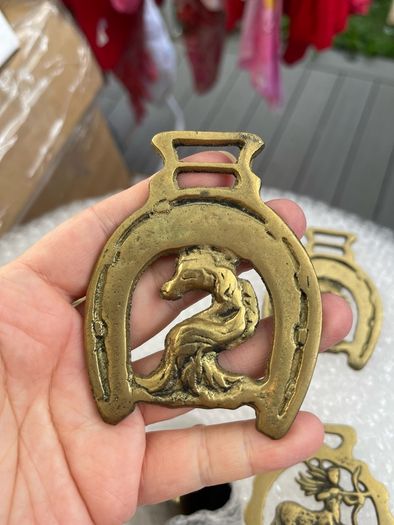 10 antique vintage horse brass