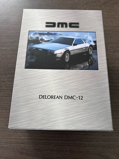 HotWheels Collectors DeLorean set